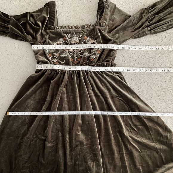 Miss Me Dress Olive Green Velvet Embroidered Bodice Bell Sleeve Mini S - Picture 6 of 12